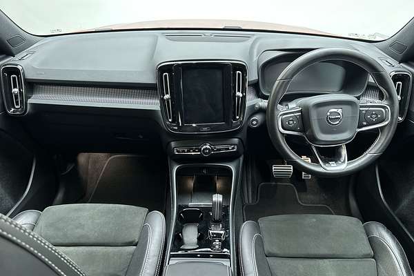 2019 Volvo XC40 T5 R-Design thumb-18