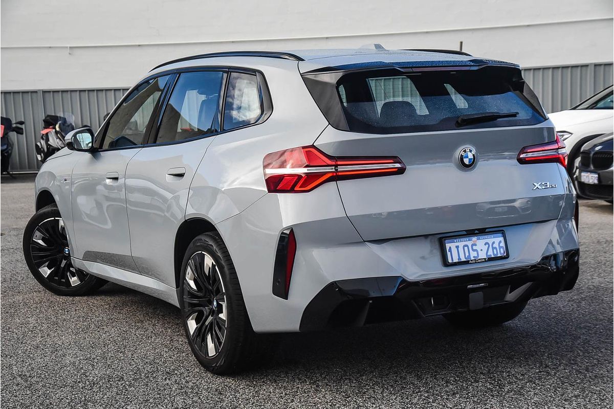 2025 BMW X3 20 xDrive G45