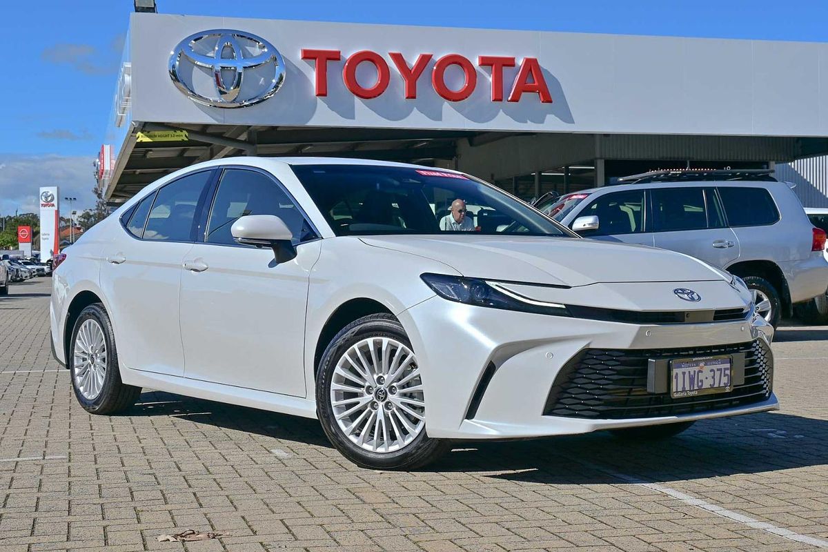 2026 Toyota Camry Ascent AXVH80R