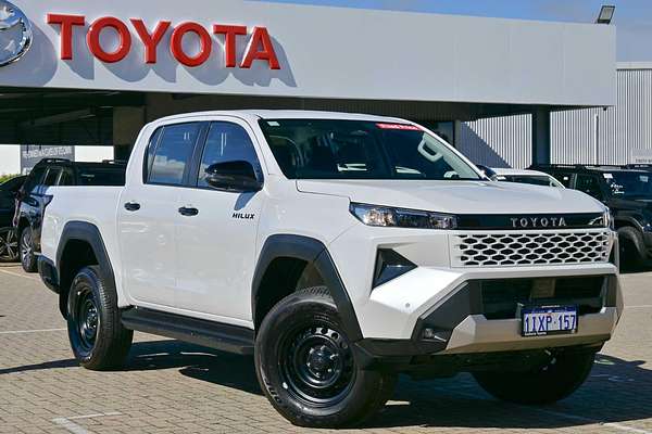 2025 Toyota Hilux SR 48V GUN227R 4X4