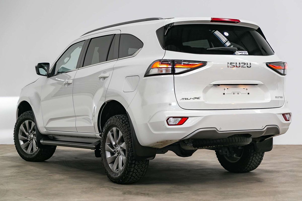 2021 Isuzu MU-X LS-U