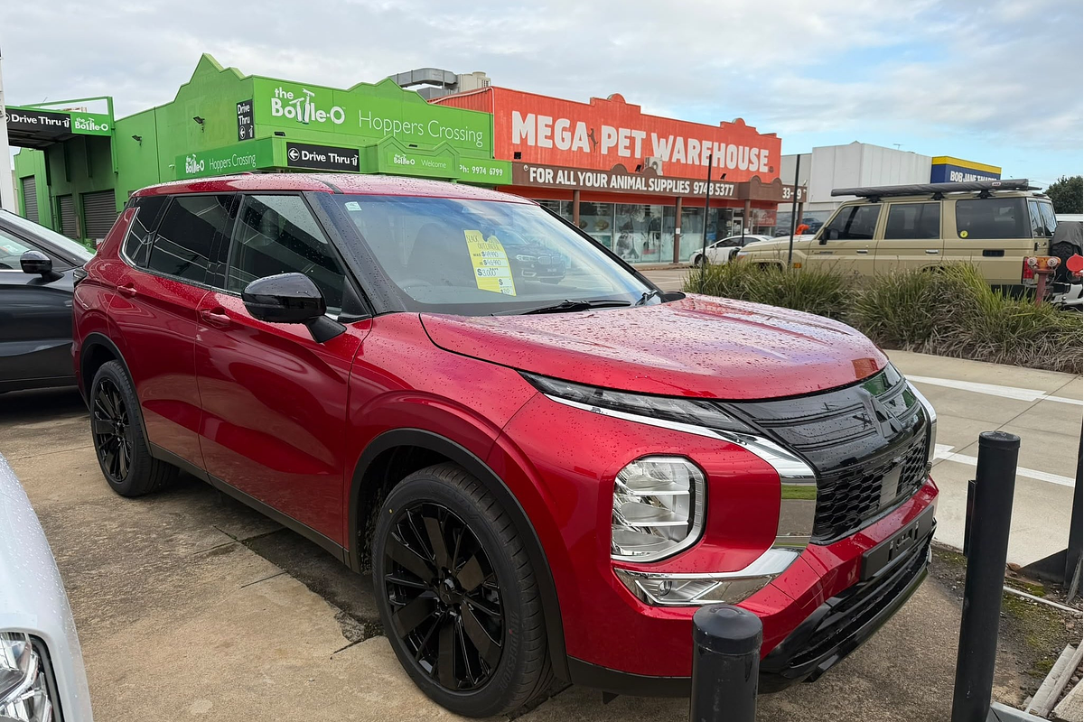 2026 Mitsubishi Outlander LS ZM