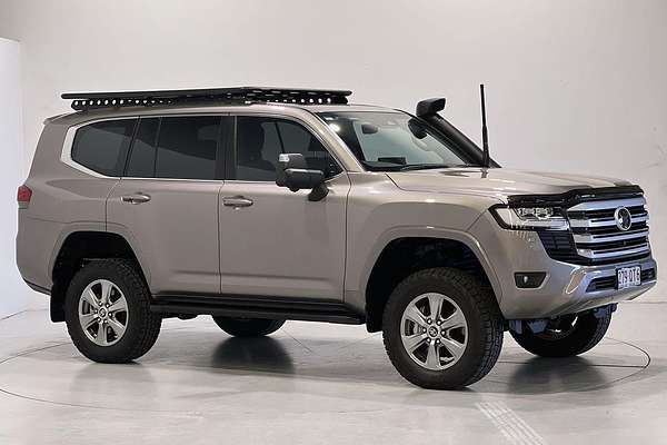 2025 Toyota Landcruiser VX FJA300R