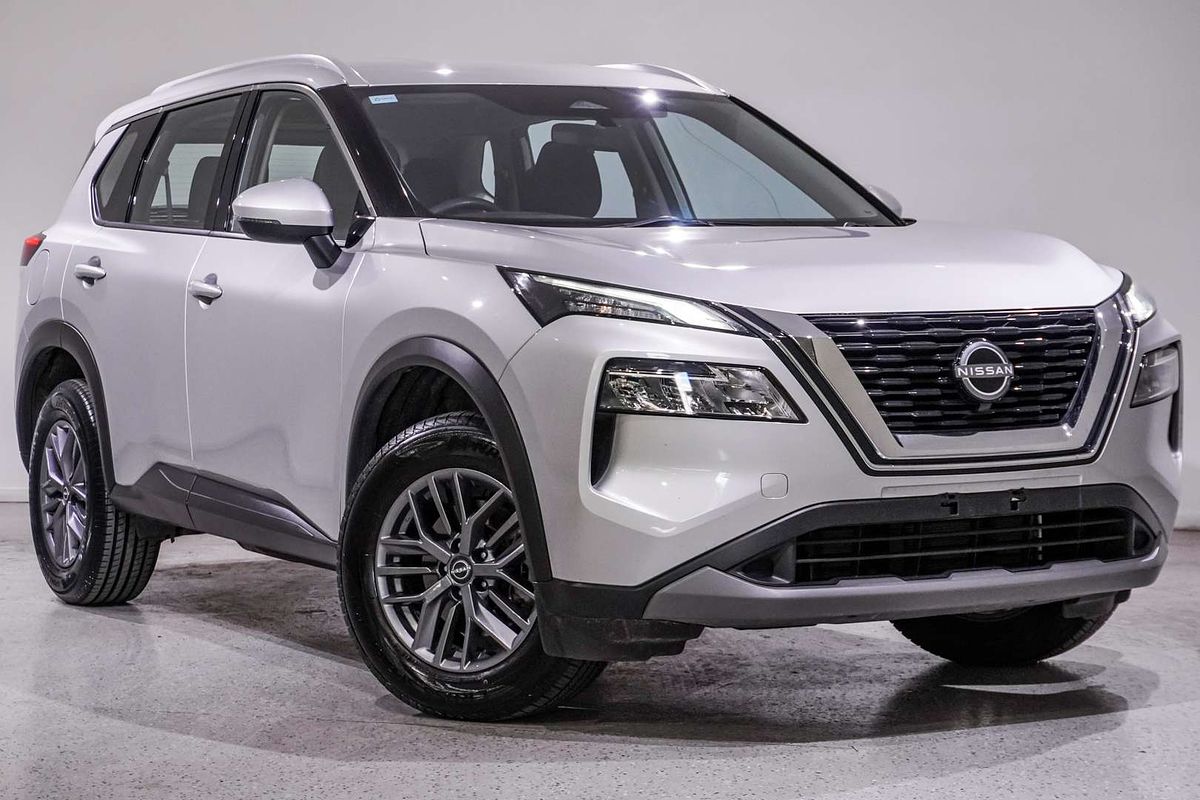 2024 Nissan X-TRAIL ST T33