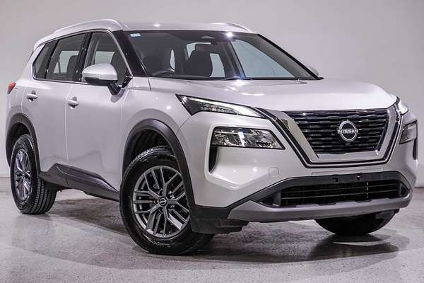2024 Nissan X-TRAIL ST T33