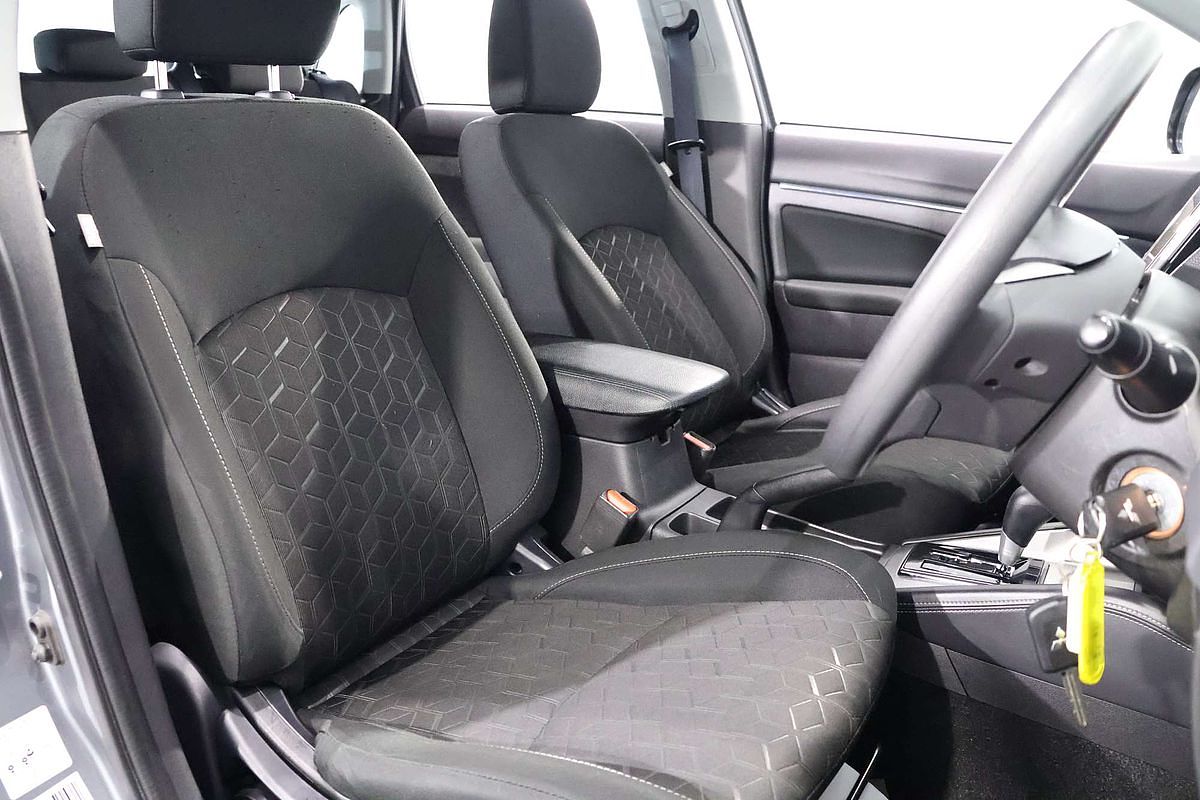 2023 Mitsubishi ASX ES XD