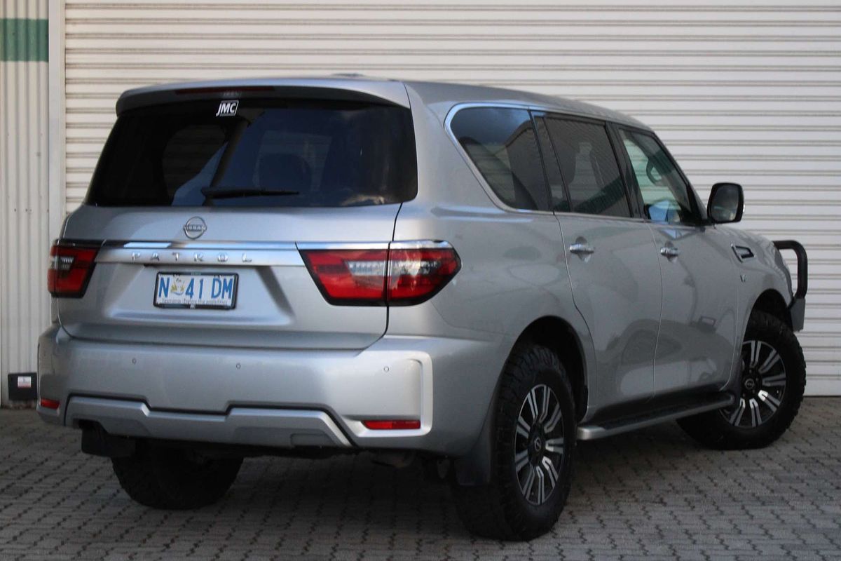 2024 Nissan Patrol Ti Y62