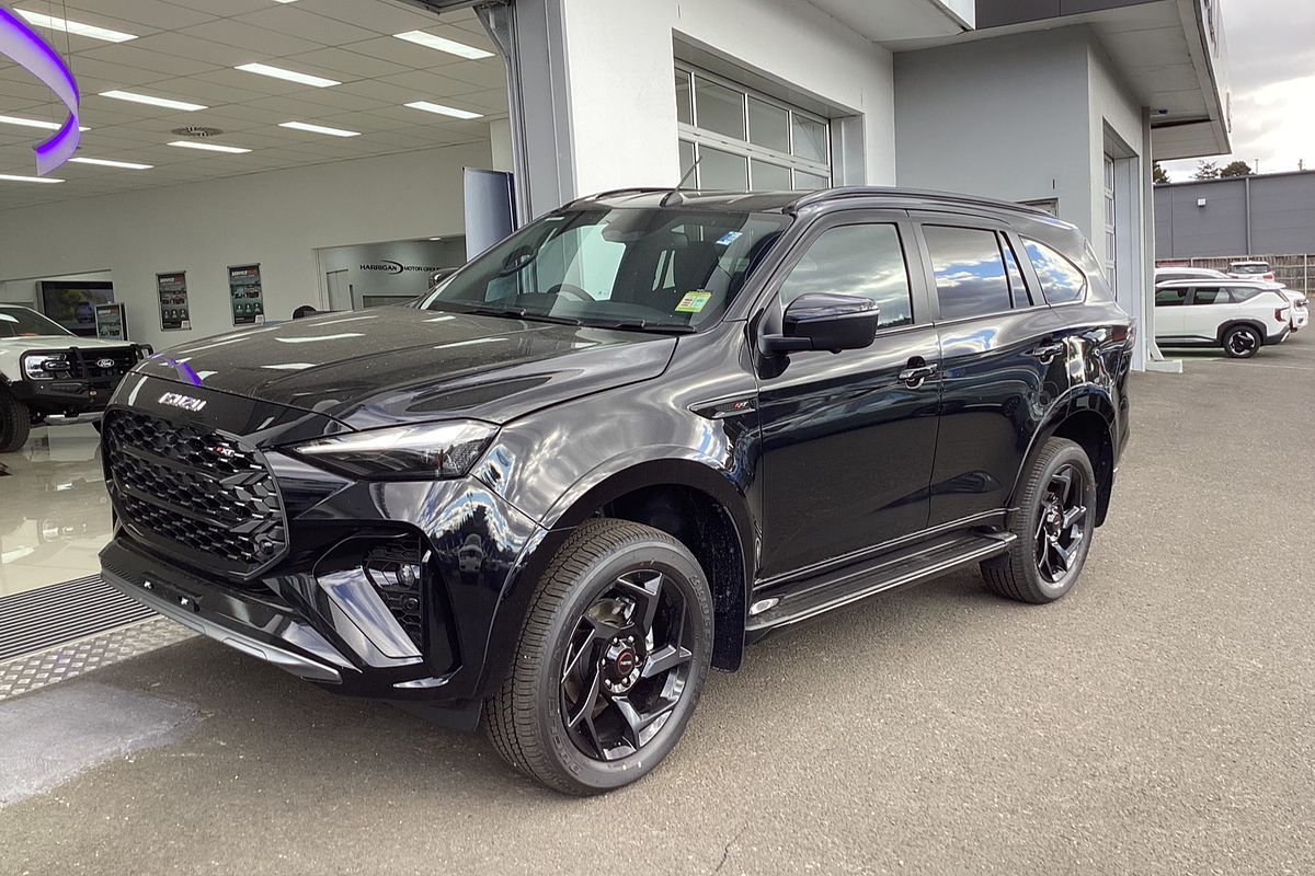 2026 Isuzu MU-X X-TERRAIN