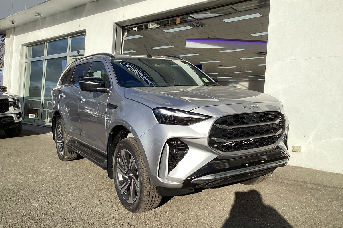 2026 Isuzu MU-X LS-T