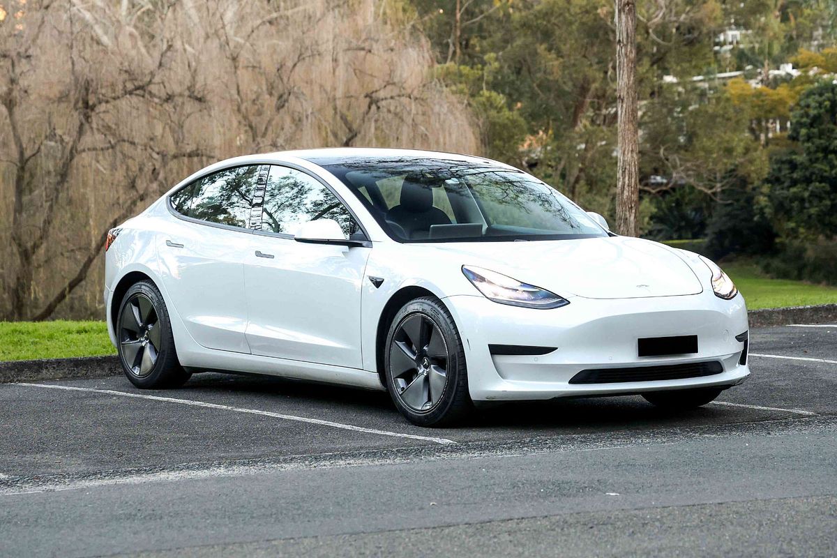 2020 Tesla Model 3 Standard Range Plus