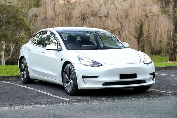 2020 Tesla Model 3 Standard Range Plus
