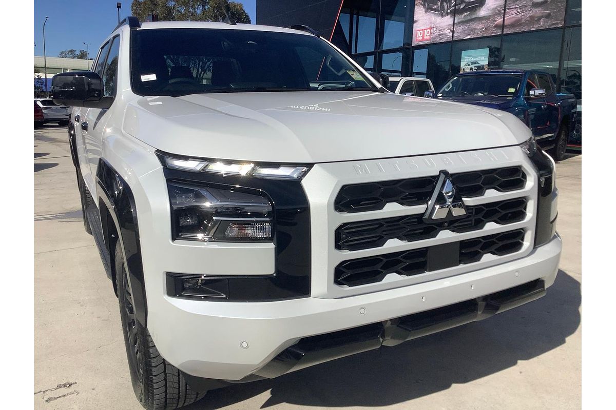 2026 Mitsubishi Triton GSR MV 4X4