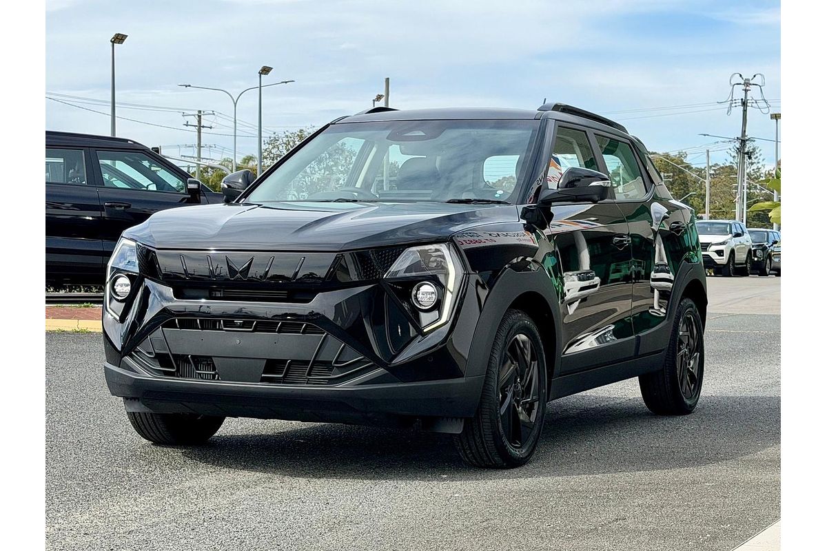 2026 Mahindra XUV3XO AX7L