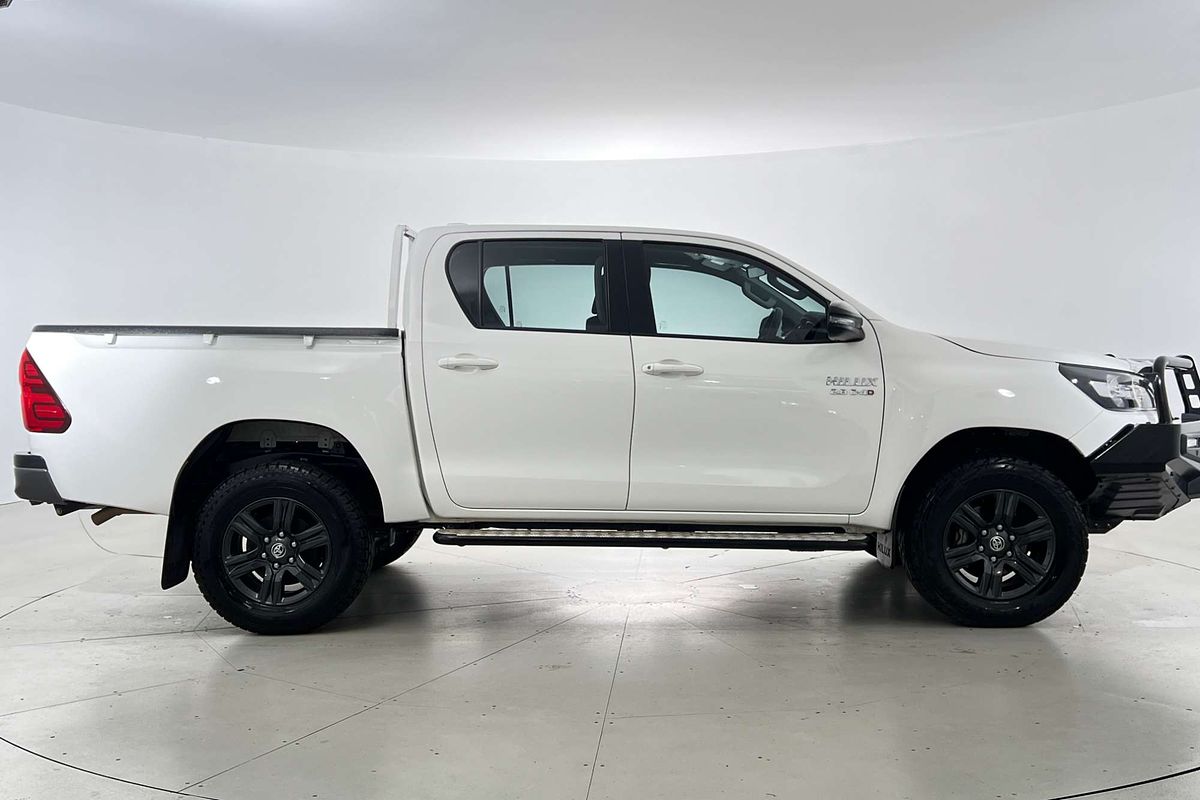 2023 Toyota Hilux SR GUN126R