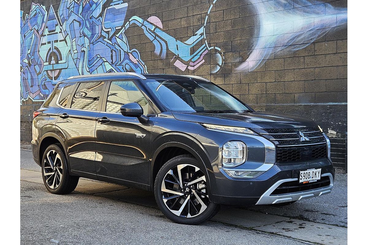 2024 Mitsubishi Outlander PHEV Aspire ZM