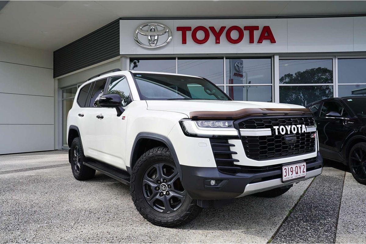 2023 Toyota Landcruiser GR Sport FJA300R