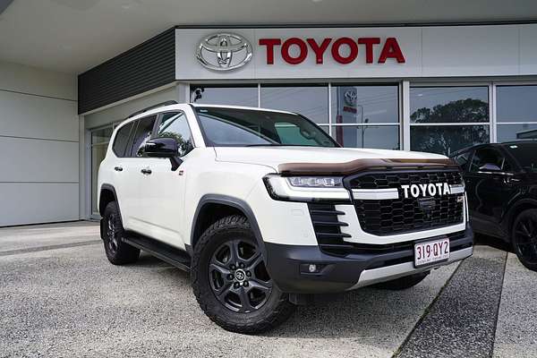 2023 Toyota Landcruiser GR Sport FJA300R