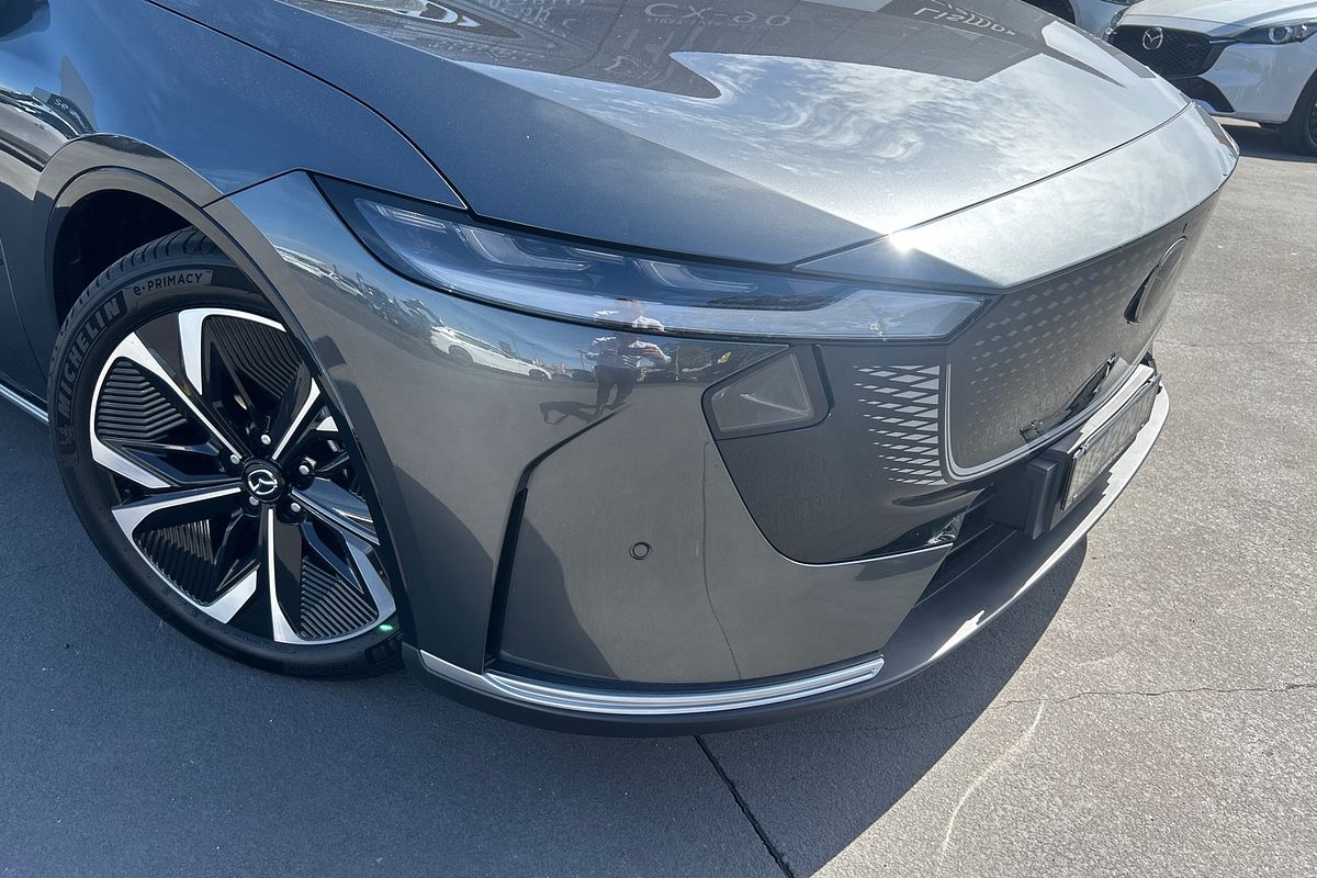2026 Mazda 6e E35 GT