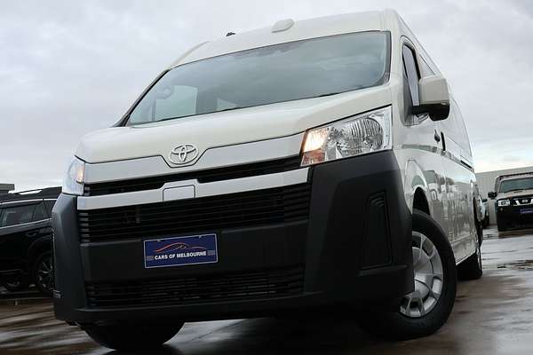 2025 Toyota Hiace Commuter GDH322R ELWB High Roof