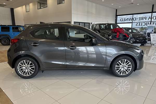 2024 Mazda 2 G15 Evolve DJ Series thumb-8
