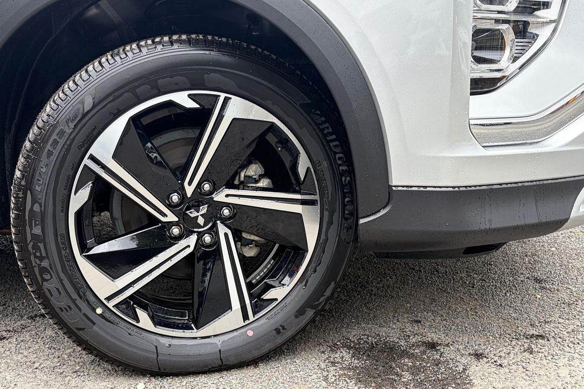 2025 Mitsubishi Eclipse Cross PHEV Aspire YB