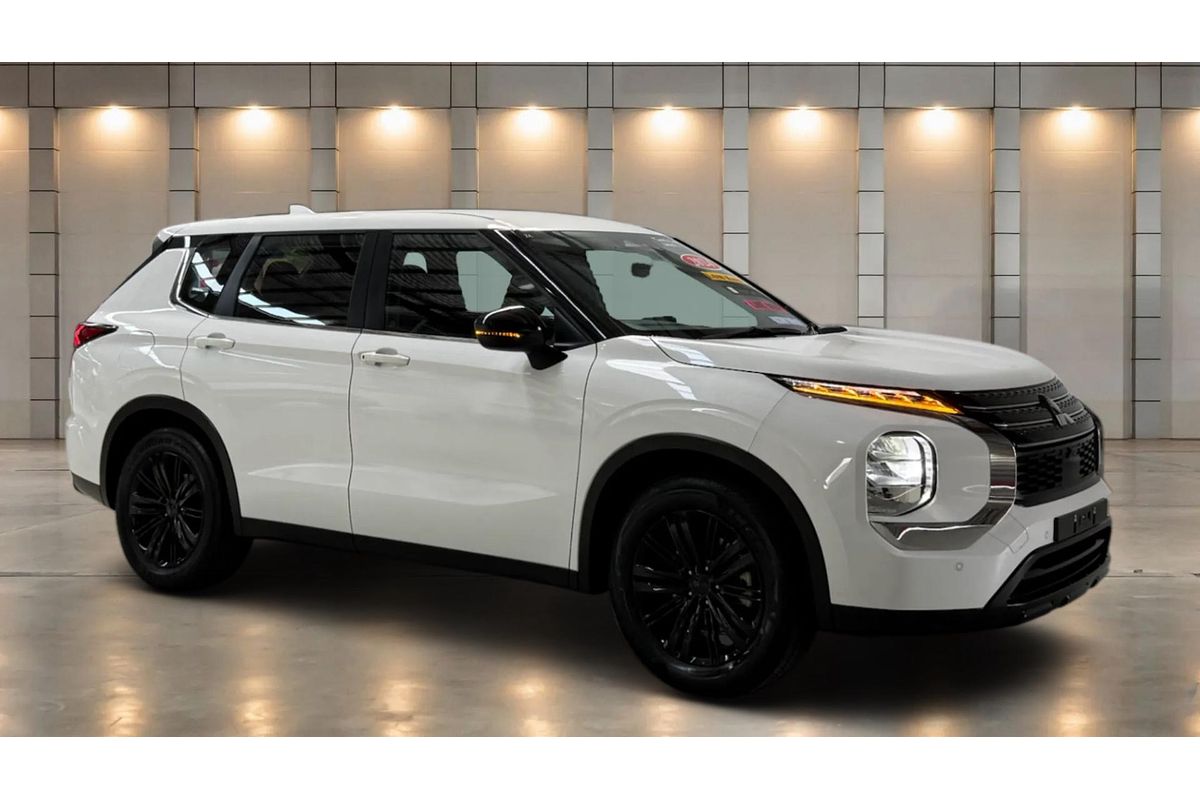 2024 Mitsubishi Outlander ES ZM
