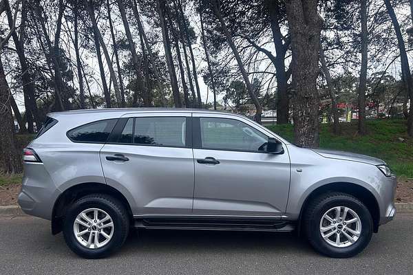 2021 Isuzu MU-X LS-M thumb-8