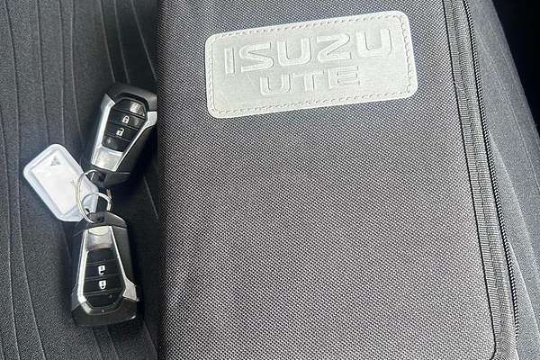2021 Isuzu MU-X LS-M thumb-25