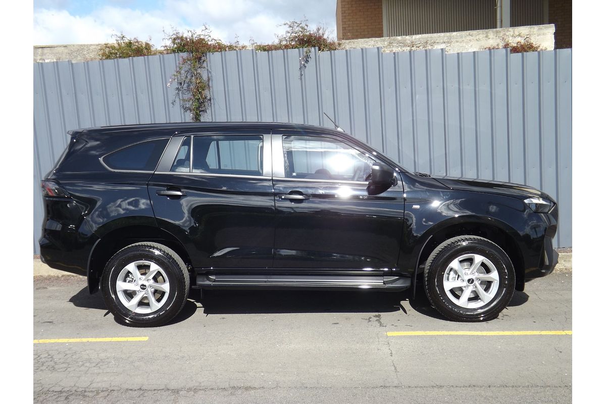 2026 Isuzu MU-X LS-M