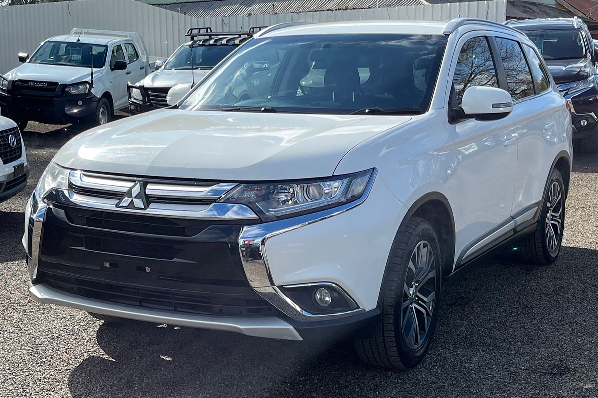 2016 Mitsubishi Outlander LS ZK