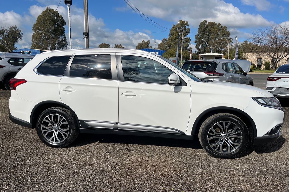 2016 Mitsubishi Outlander LS ZK