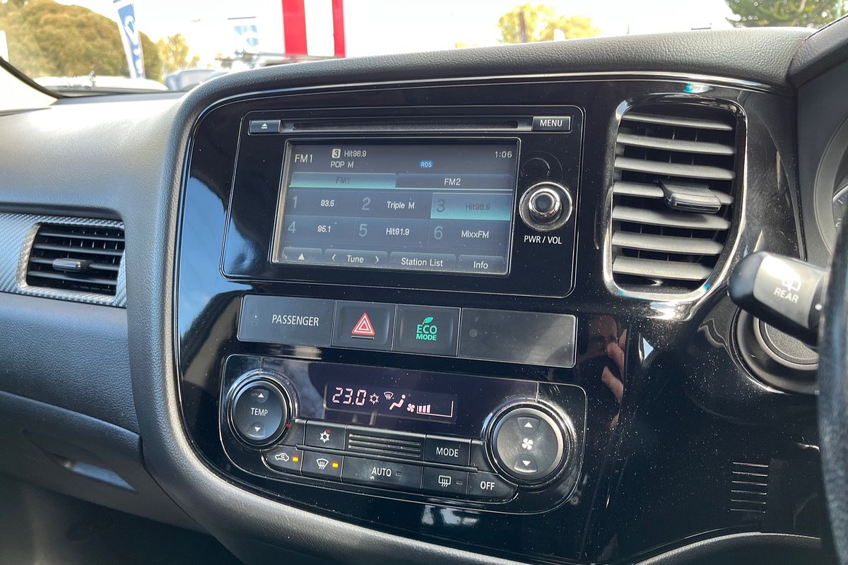 2016 Mitsubishi Outlander LS ZK