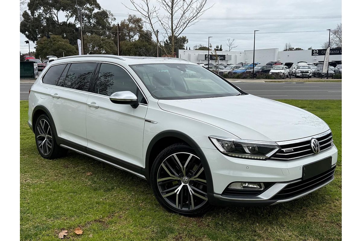2018 Volkswagen Passat Alltrack Wolfsburg Edition B8