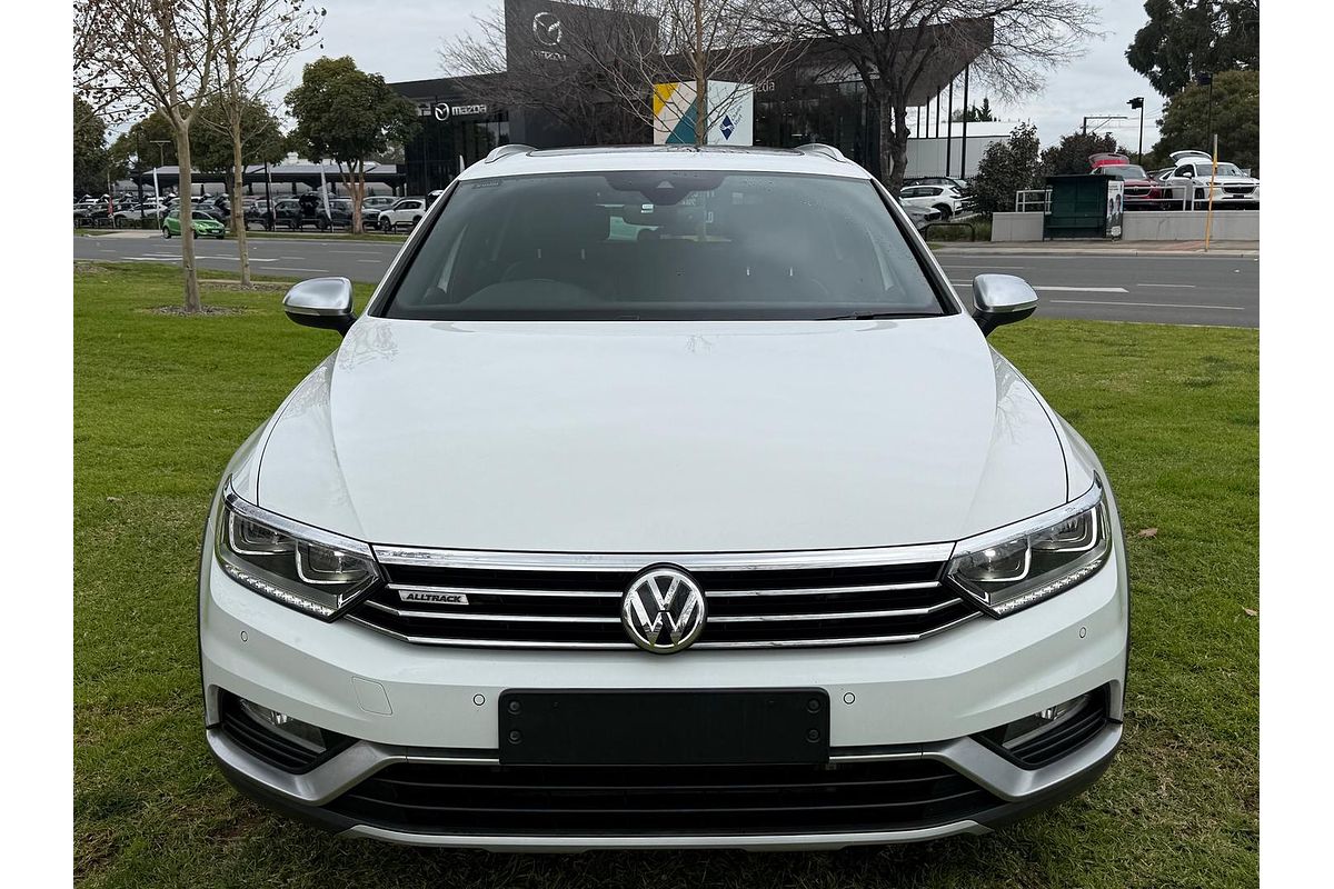 2018 Volkswagen Passat Alltrack Wolfsburg Edition B8