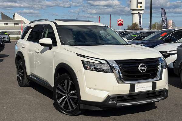 2024 Nissan Pathfinder Ti-L R53