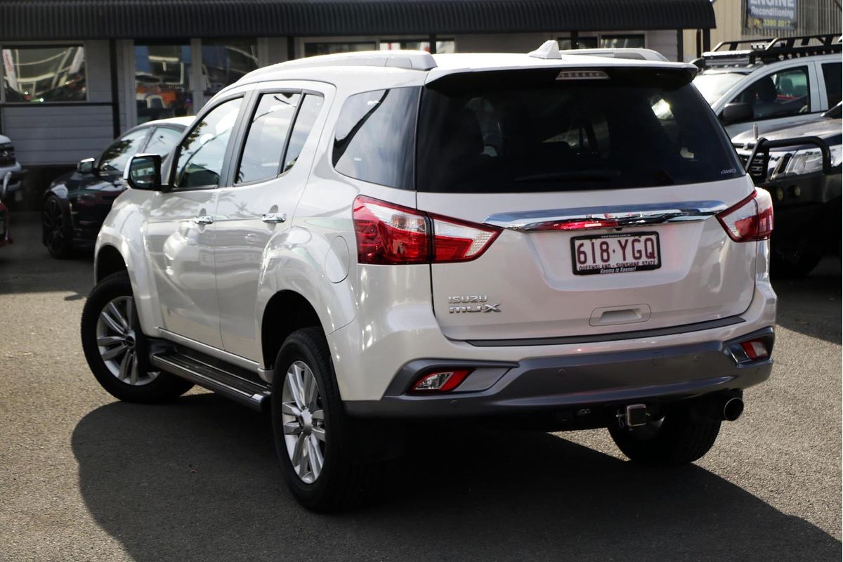 2018 Isuzu MU-X LS-T