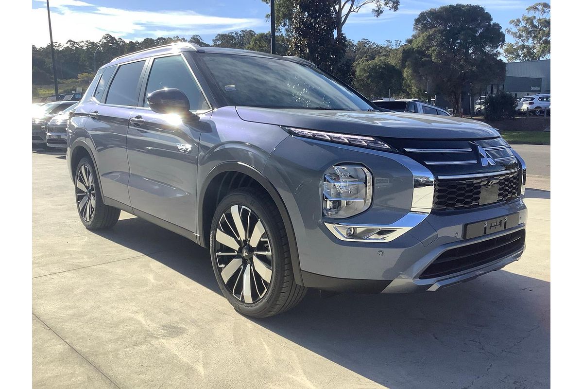 2025 Mitsubishi Outlander PHEV Aspire ZM