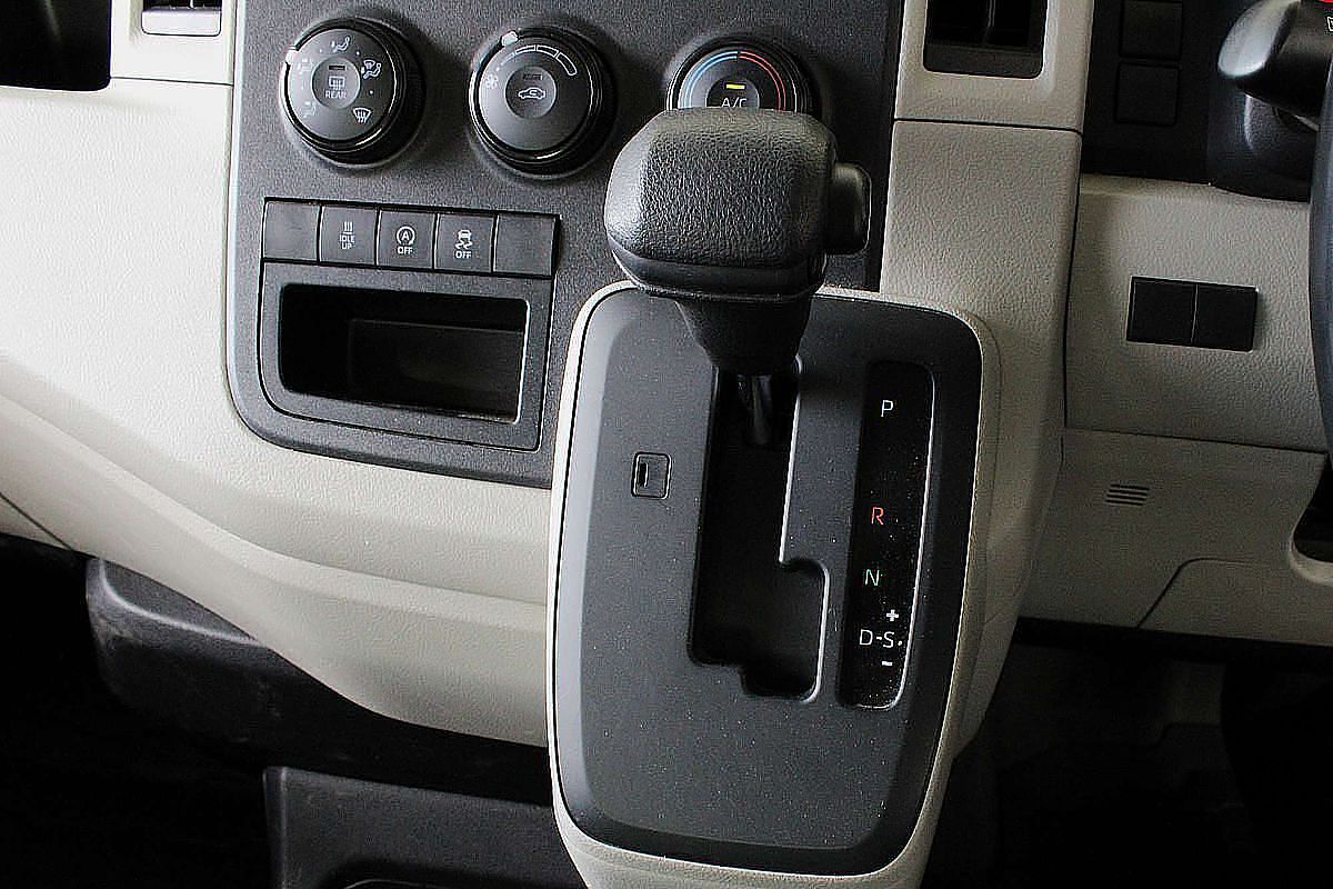2022 Toyota Hiace GDH300R LWB