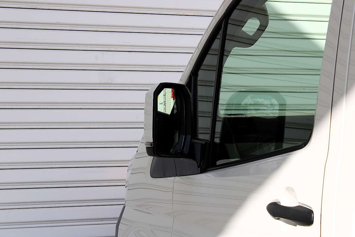 2022 Toyota Hiace GDH300R LWB