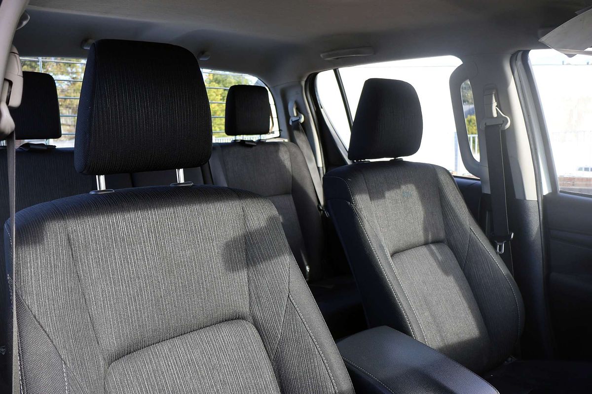 2022 Toyota Hilux SR GUN126R 4X4 image 5