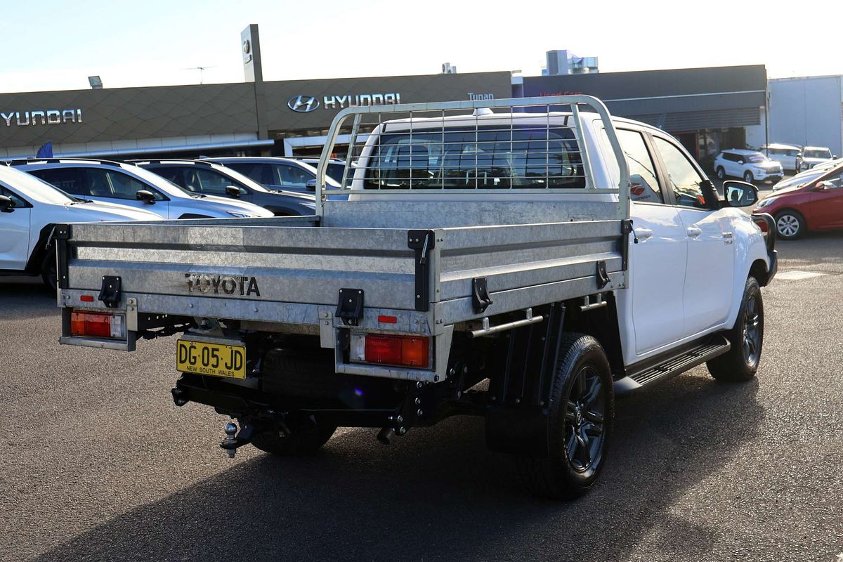 2022 Toyota Hilux SR GUN126R 4X4 image 9
