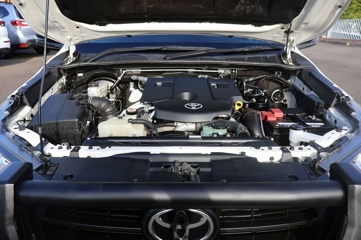 2022 Toyota Hilux SR GUN126R 4X4 image 17
