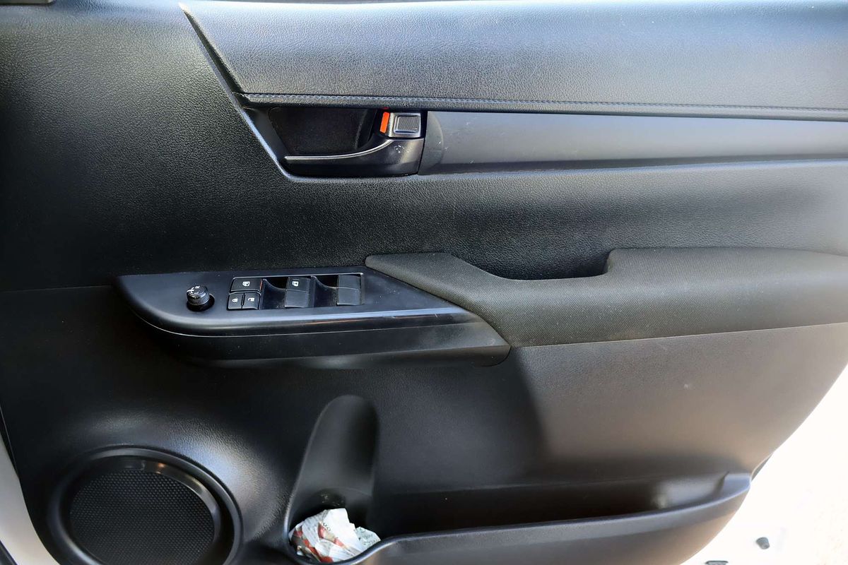 2022 Toyota Hilux SR GUN126R 4X4 image 22