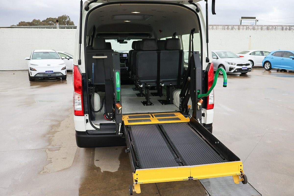2021 Toyota Hiace Commuter GDH322R ELWB High Roof