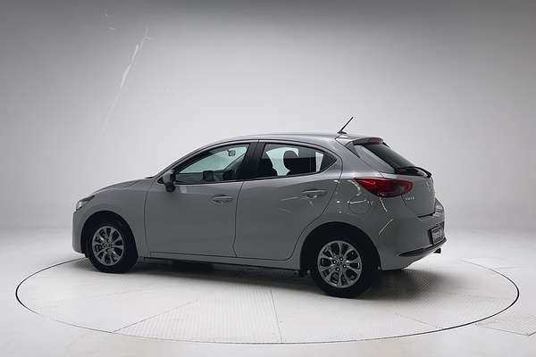 2024 Mazda 2 G15 Pure DJ Series thumb-5