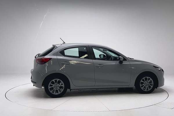 2024 Mazda 2 G15 Pure DJ Series thumb-8