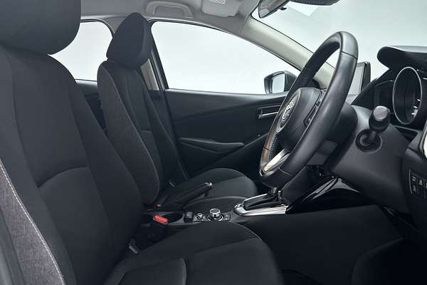 2024 Mazda 2 G15 Pure DJ Series thumb-12