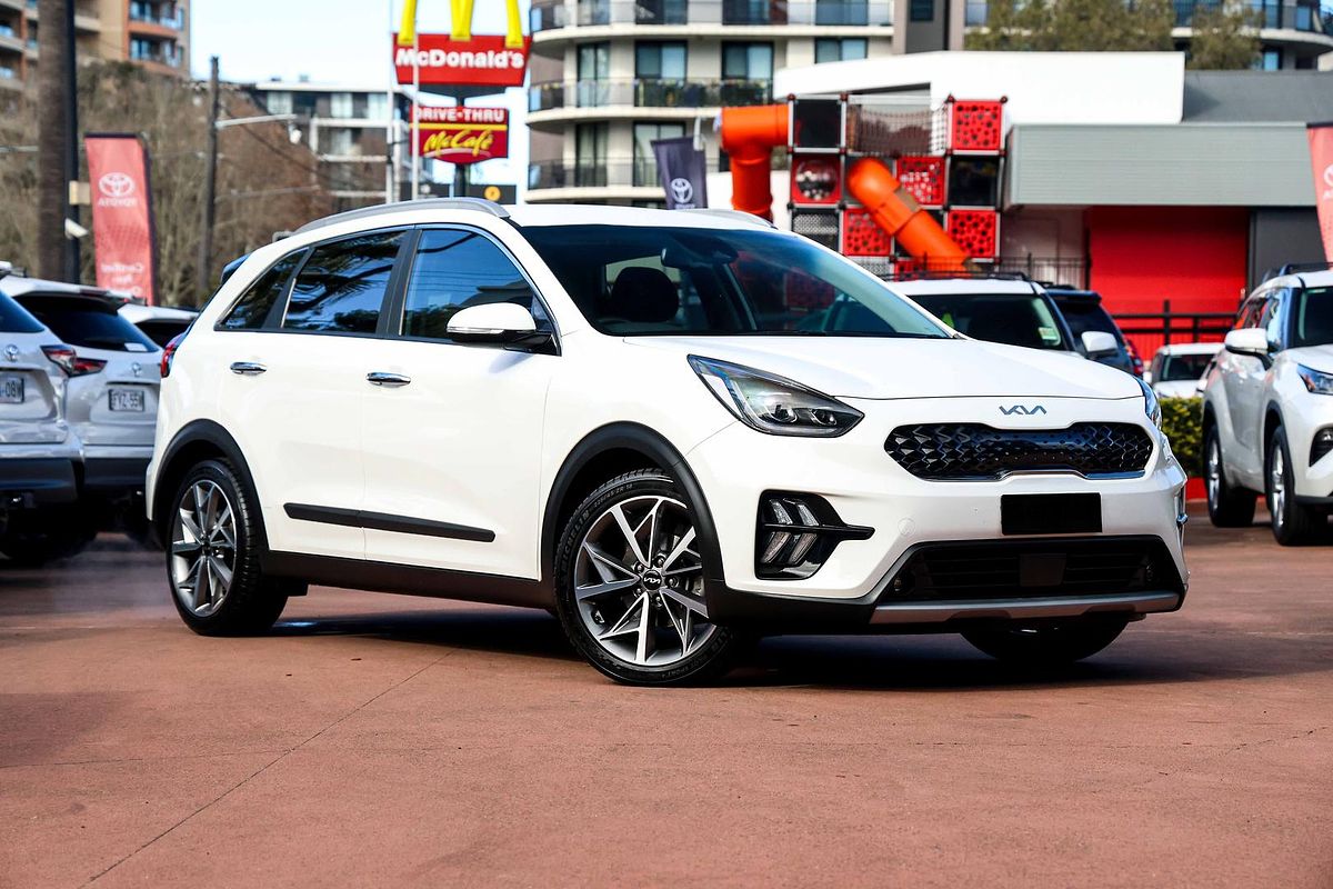 2022 Kia Niro Hybrid Sport DE