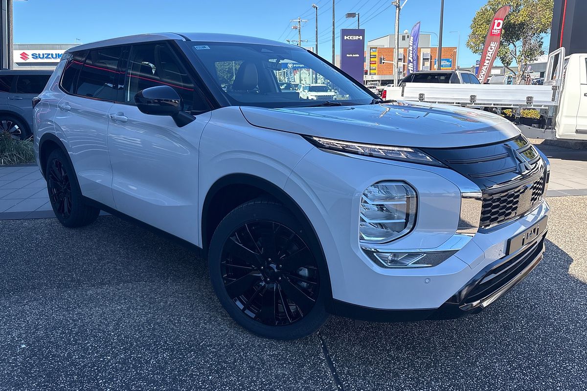 2026 Mitsubishi Outlander Black Edition ZM