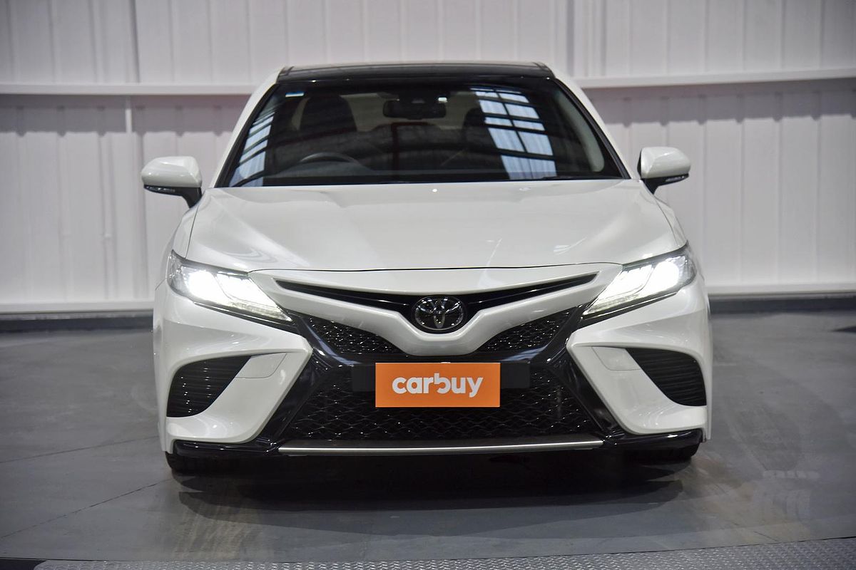 2018 Toyota Camry SL GSV70R